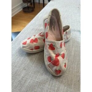 Toms youth 3.5 / womens 5